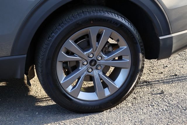 Certified 2023 Ford Explorer XLT w/ Equipment Group 202A AWD/4WD image 8