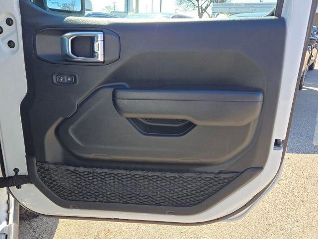 Used 2024 Jeep Wrangler Unlimited Rubicon image 11