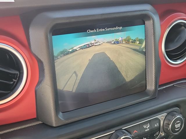 Used 2023 Jeep Wrangler Unlimited Rubicon w/ Cold Weather Group image 26