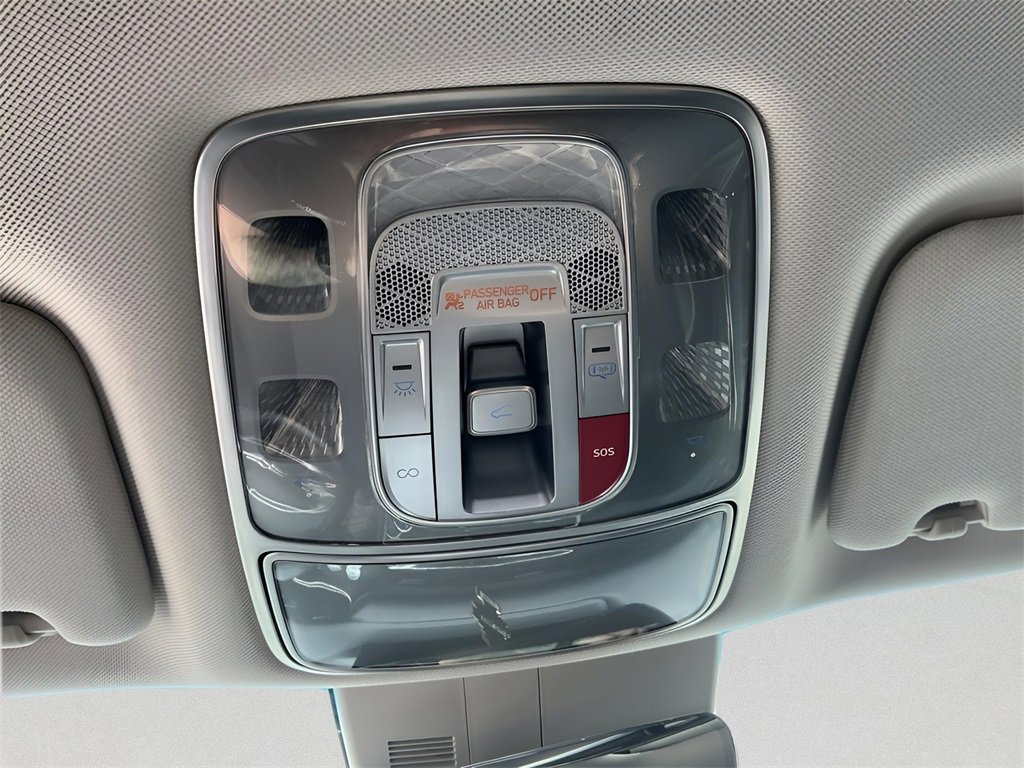 Used 2023 Genesis GV80 2.5T w/ Prestige Package image 38