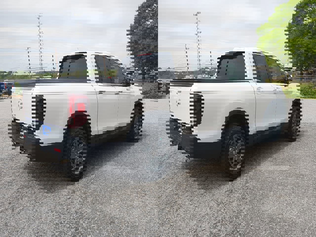 Used 2023 Honda Ridgeline RTL-E image 4