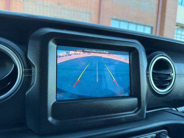 Used 2018 Jeep Wrangler Unlimited Sahara image 26