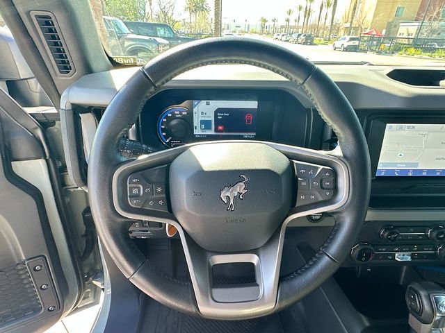 Certified 2022 Ford Bronco Black Diamond image 11