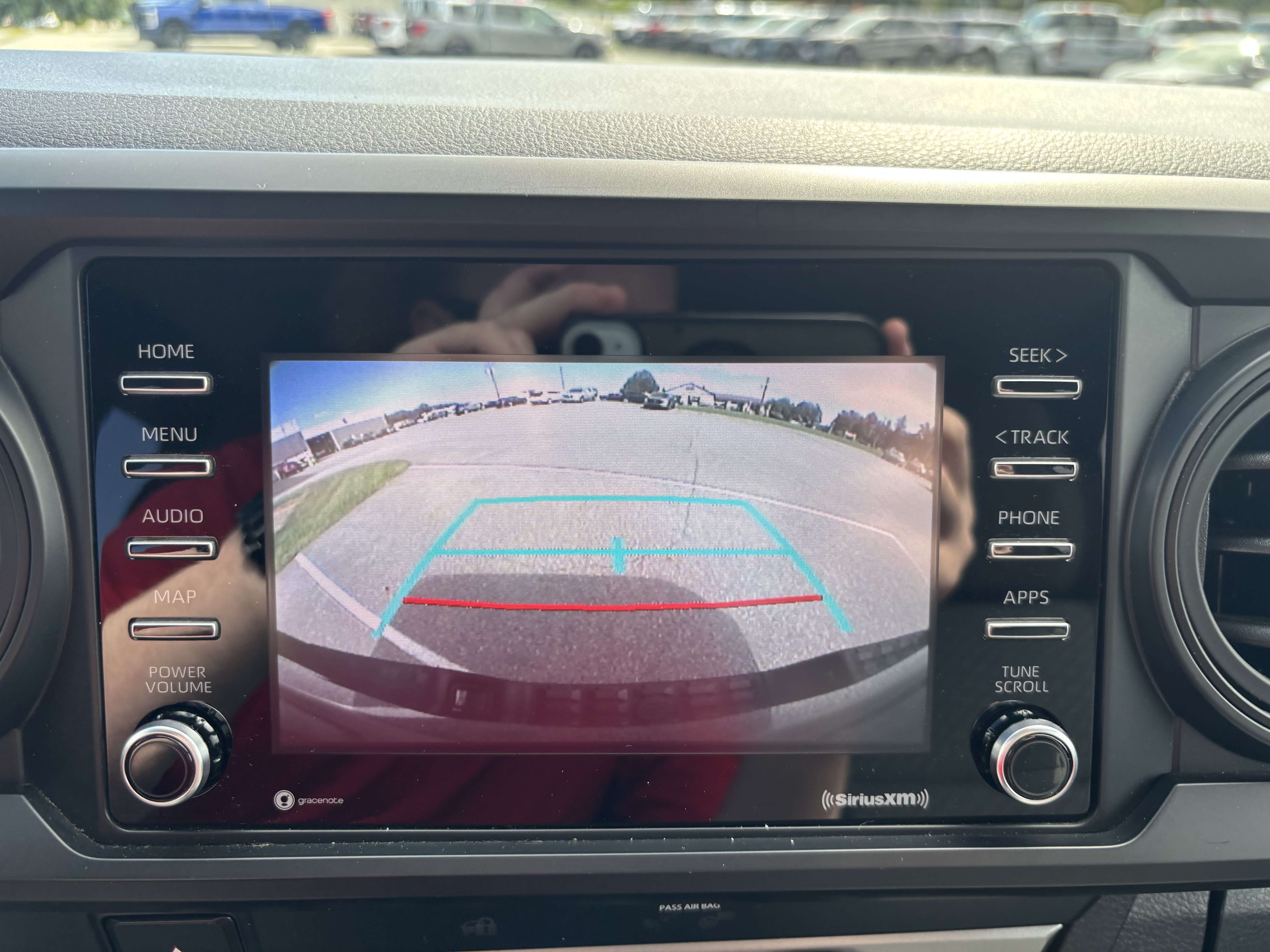 Used 2022 Toyota Tacoma SR AWD/4WD image 25