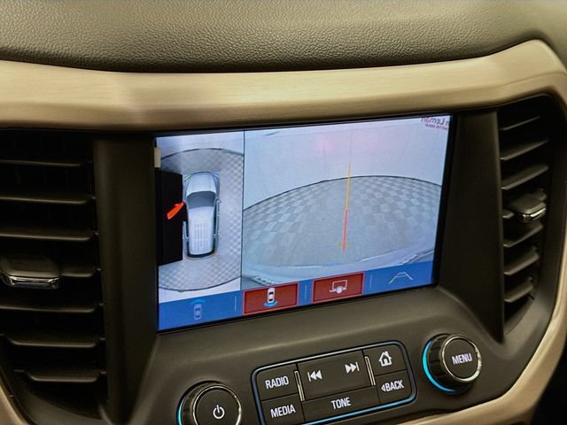 Used 2019 GMC Acadia Denali w/ Technology Package FWD image 14