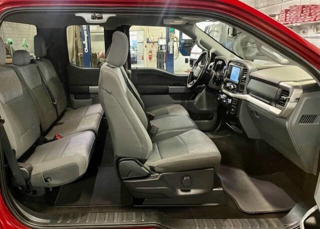 Certified 2022 Ford F150 XLT w/ Equipment Group 301A Mid image 9