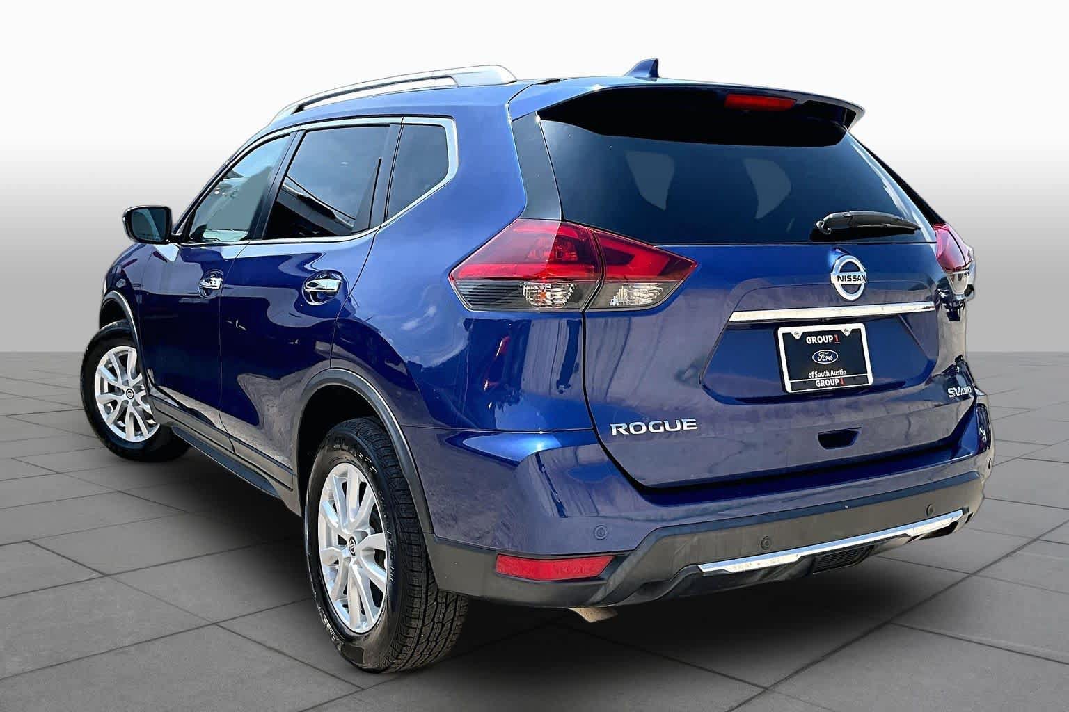 Used 2020 Nissan Rogue SV AWD/4WD image 12