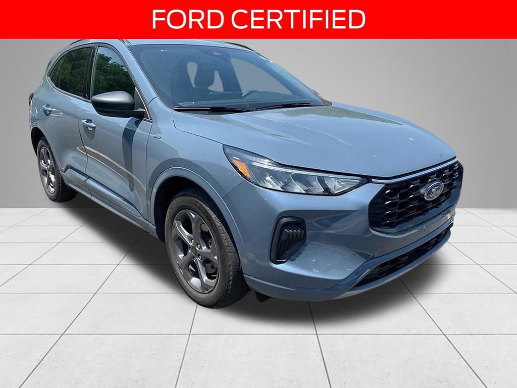 Certified 2024 Ford Escape ST-Line w/ Tech Pack #1 AWD/4WD image 2