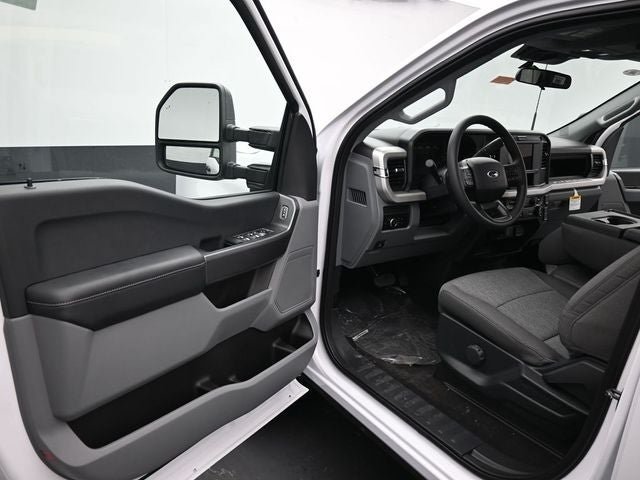 Certified 2026 Ford F250 XL w/ STX Appearance Package AWD/4WD image 15