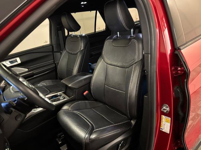 Certified 2020 Ford Explorer ST w/ Premium Technology Package image 17