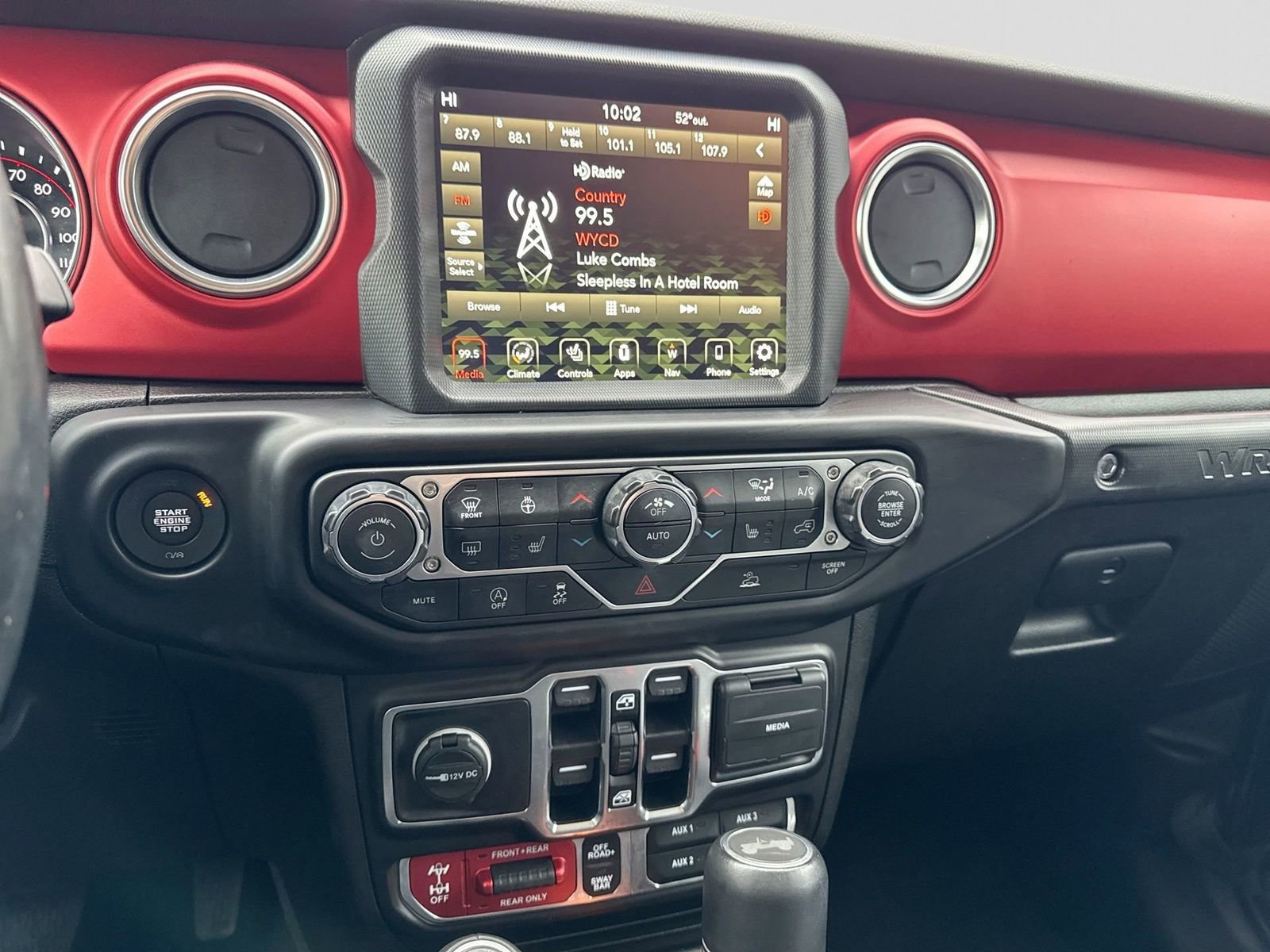 Used 2021 Jeep Wrangler Unlimited Rubicon w/ Uconnect 4C Nav & Sound Group image 29