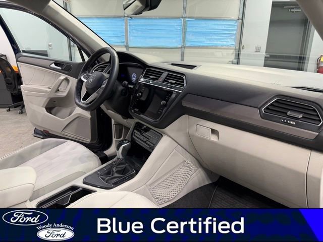 Used 2023 Volkswagen Tiguan SE image 28