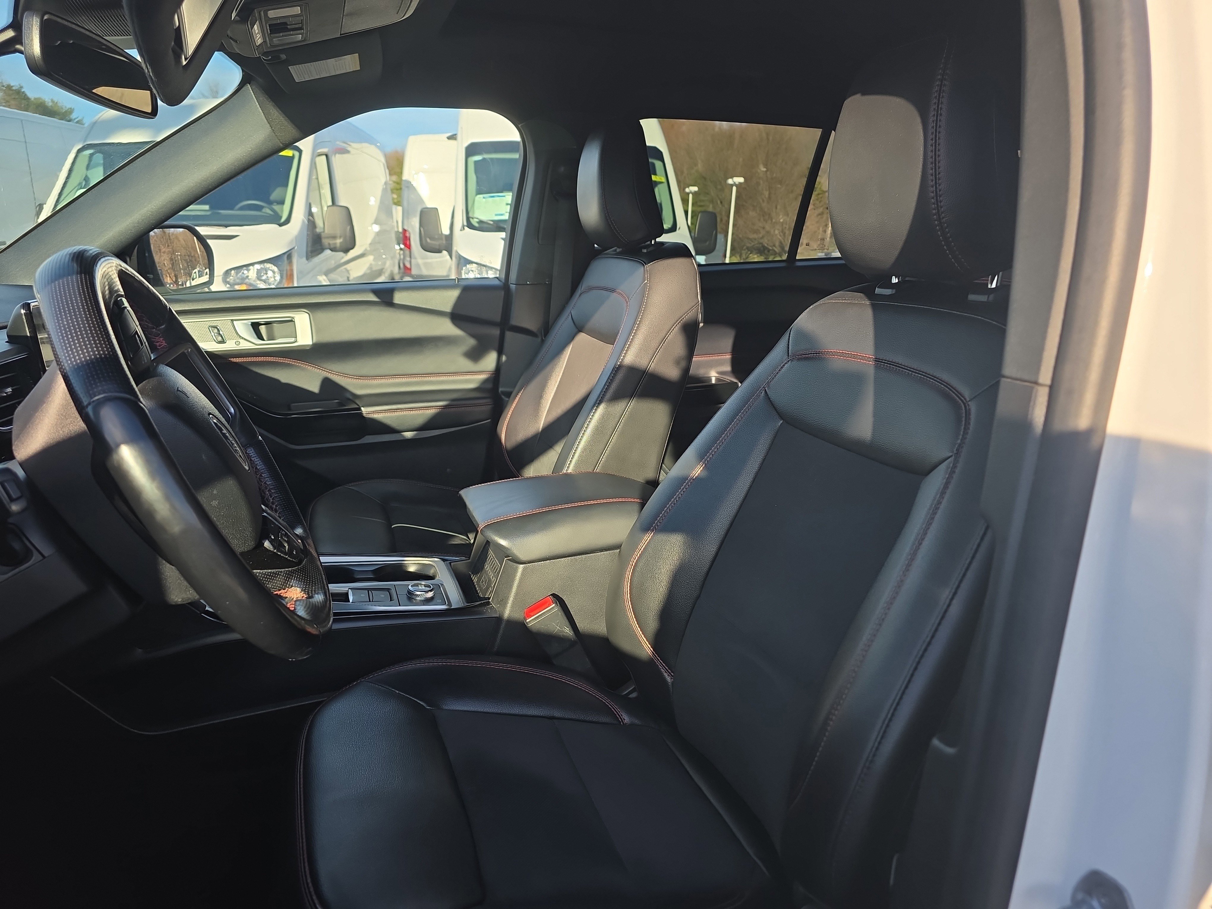 Certified 2022 Ford Explorer ST-Line w/ Class IV Trailer Tow Package image 32