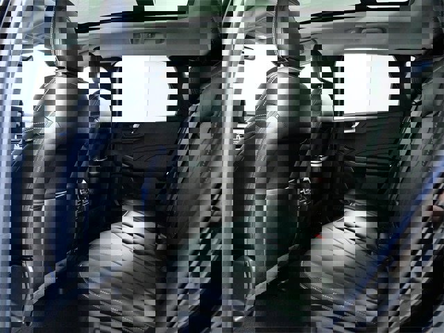 Certified 2025 Ford Escape Platinum w/ Premium Technology Package image 14