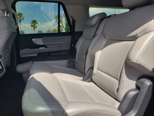 Certified 2025 Ford Expedition Max Active AWD/4WD image 19