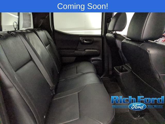 Used 2023 Toyota Tacoma TRD Off-Road w/ TRD Premium Off Road Package image 25
