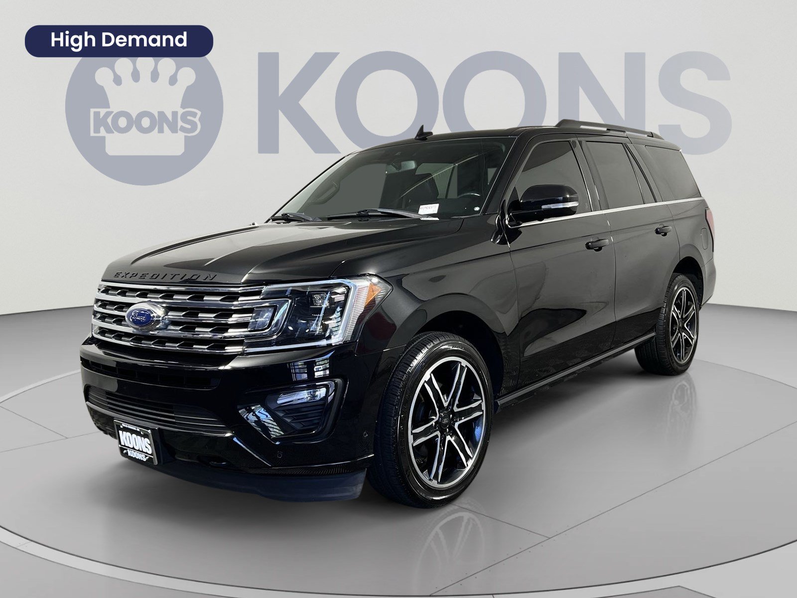 Certified 2019 Ford Expedition Limited w/ Equipment Group 303A