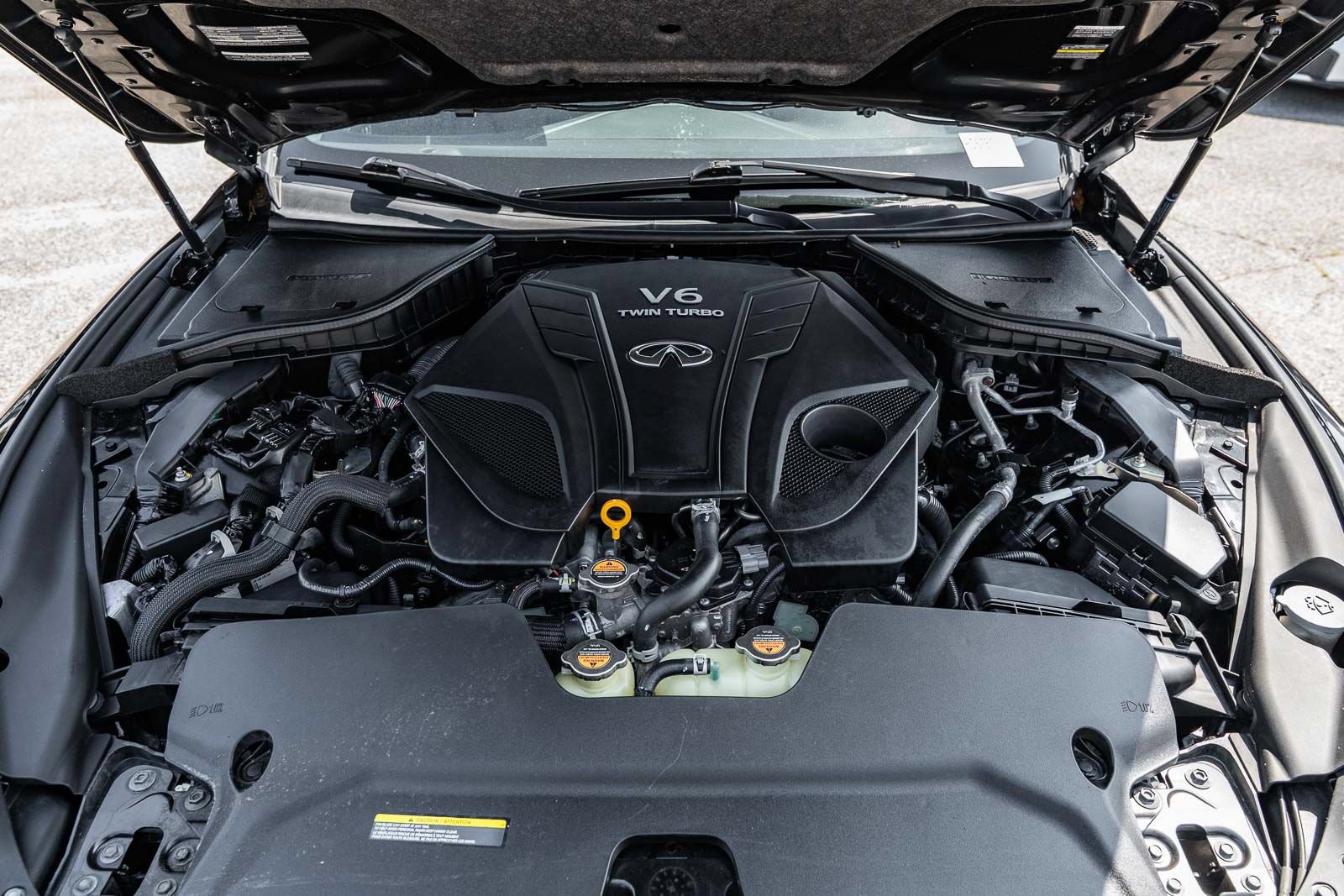 Used 2019 INFINITI Q60 3.0t w/ Cargo Package RWD image 18