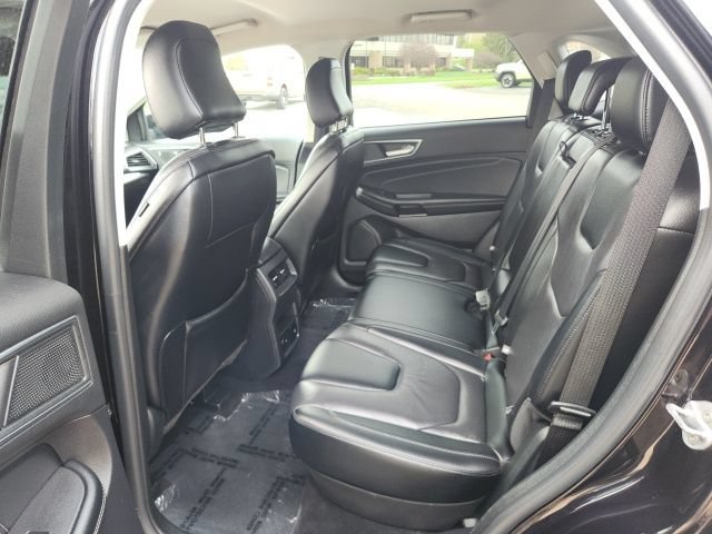 Certified 2022 Ford Edge Titanium AWD/4WD image 22