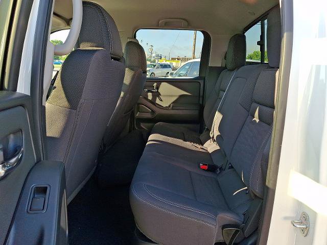 Used 2024 Nissan Frontier SV AWD/4WD image 10