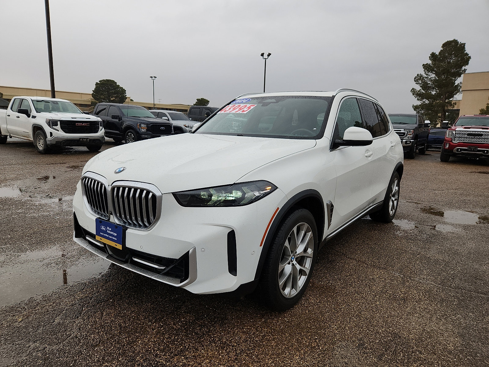 Used 2024 BMW X5 sDrive40i w/ Parking Assistance Package RWD image 3