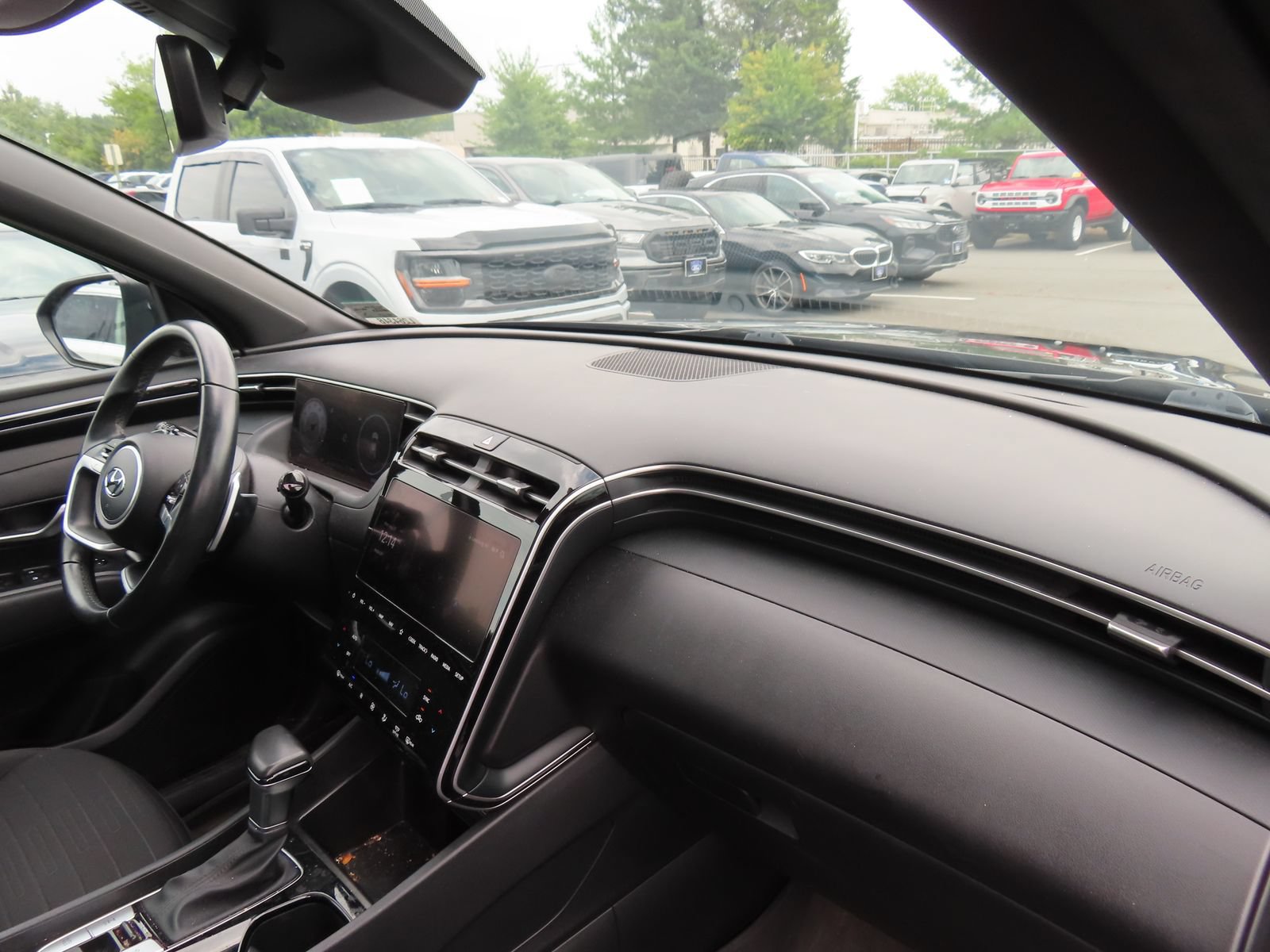 Used 2023 Hyundai Santa Cruz SEL Premium AWD/4WD image 16