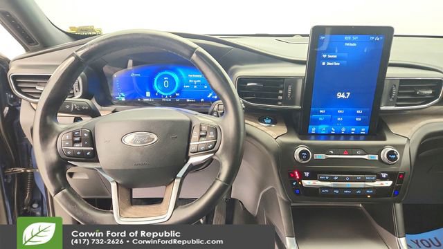 Certified 2020 Ford Explorer Platinum w/ Premium Technology Package image 15
