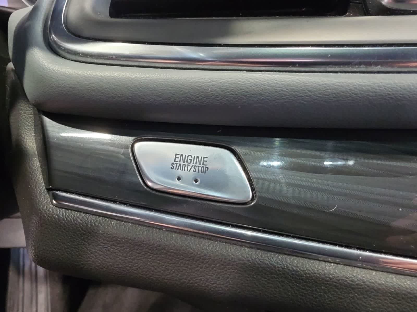Used 2023 Buick Enclave Essence w/ Sport Touring Edition FWD image 26