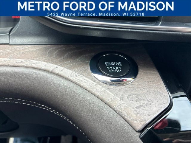 Certified 2023 Ford Explorer Platinum w/ Technology Package AWD/4WD image 35