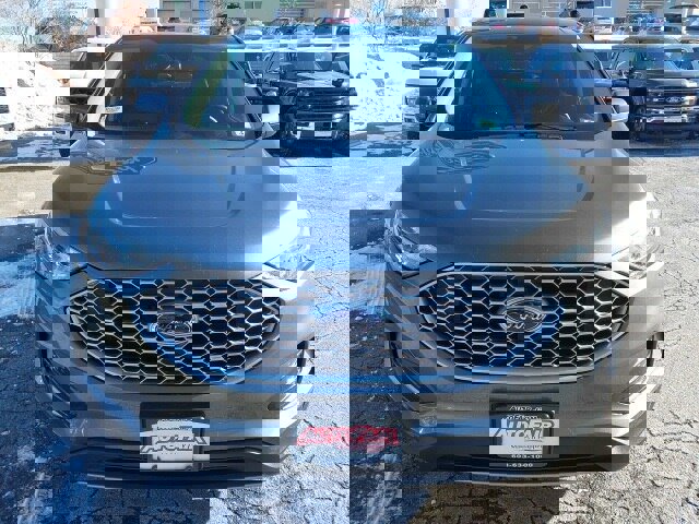 Certified 2023 Ford Edge SEL image 3