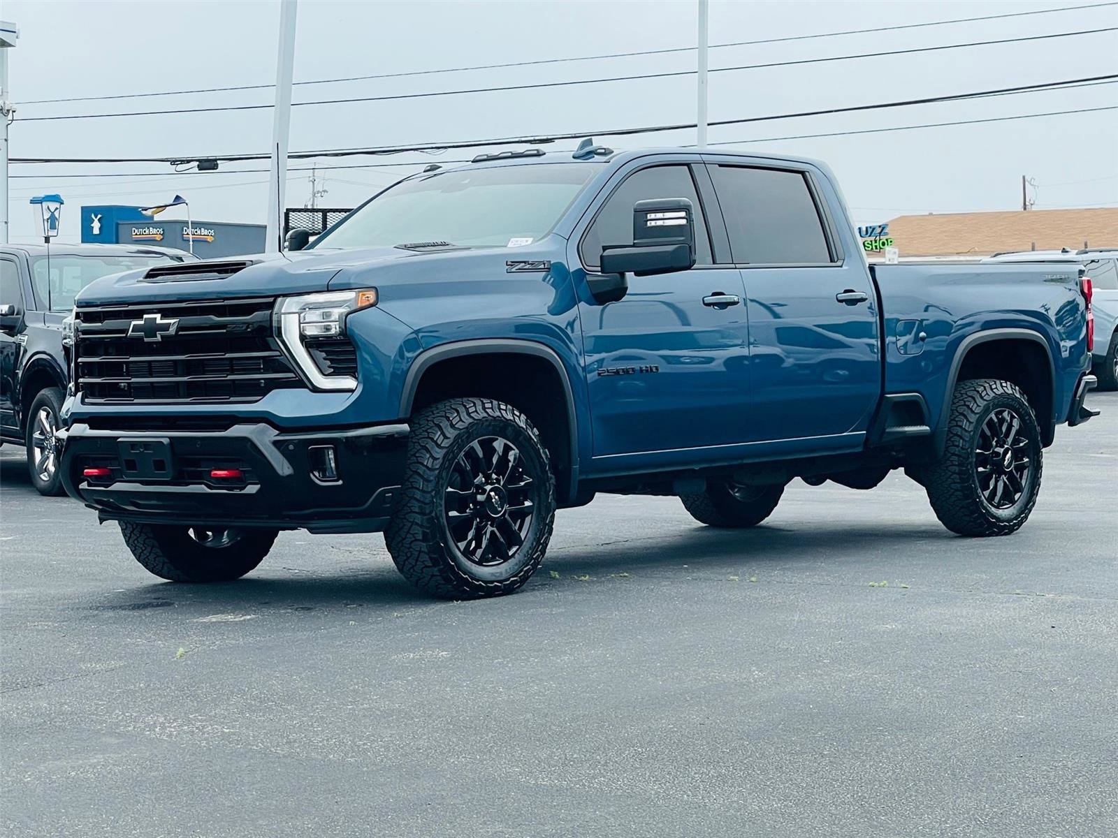 Used 2025 Chevrolet Silverado 2500 LTZ w/ Trail Boss Package AWD/4WD image 7