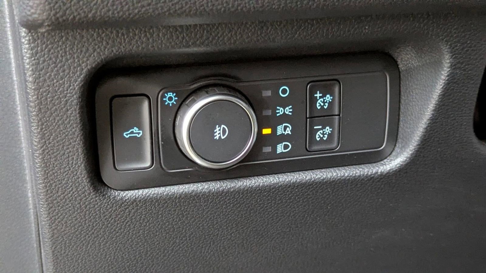 Certified 2024 Ford Ranger Lariat w/ Trailer Tow Package image 18