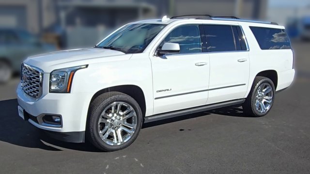 Used 2020 GMC Yukon XL Denali w/ Open Road Package AWD/4WD image 5