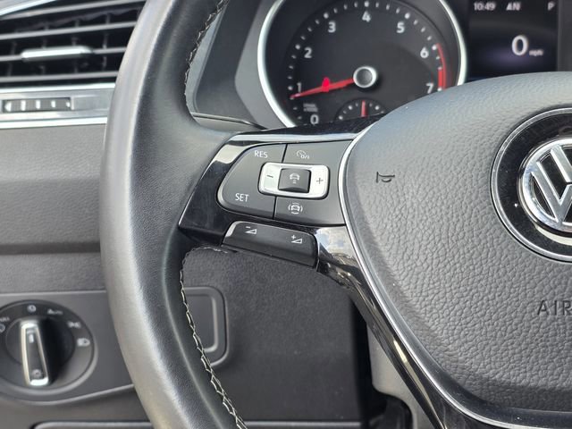 Used 2021 Volkswagen Tiguan SE R-Line image 25