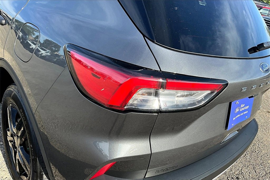 Certified 2022 Ford Escape S image 30