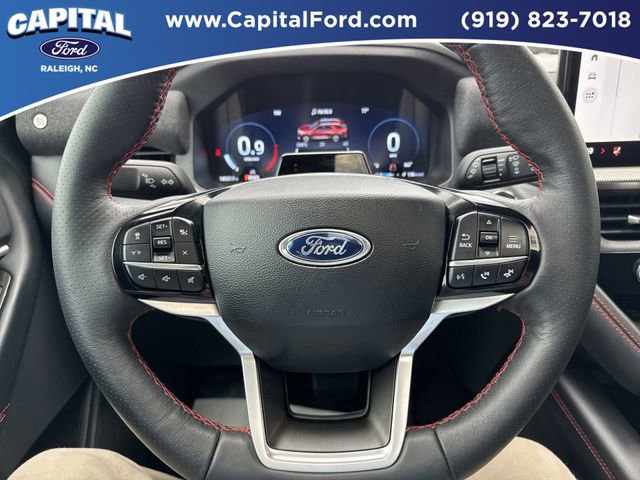 Certified 2025 Ford Explorer ST-Line w/ Premium Package AWD/4WD image 37