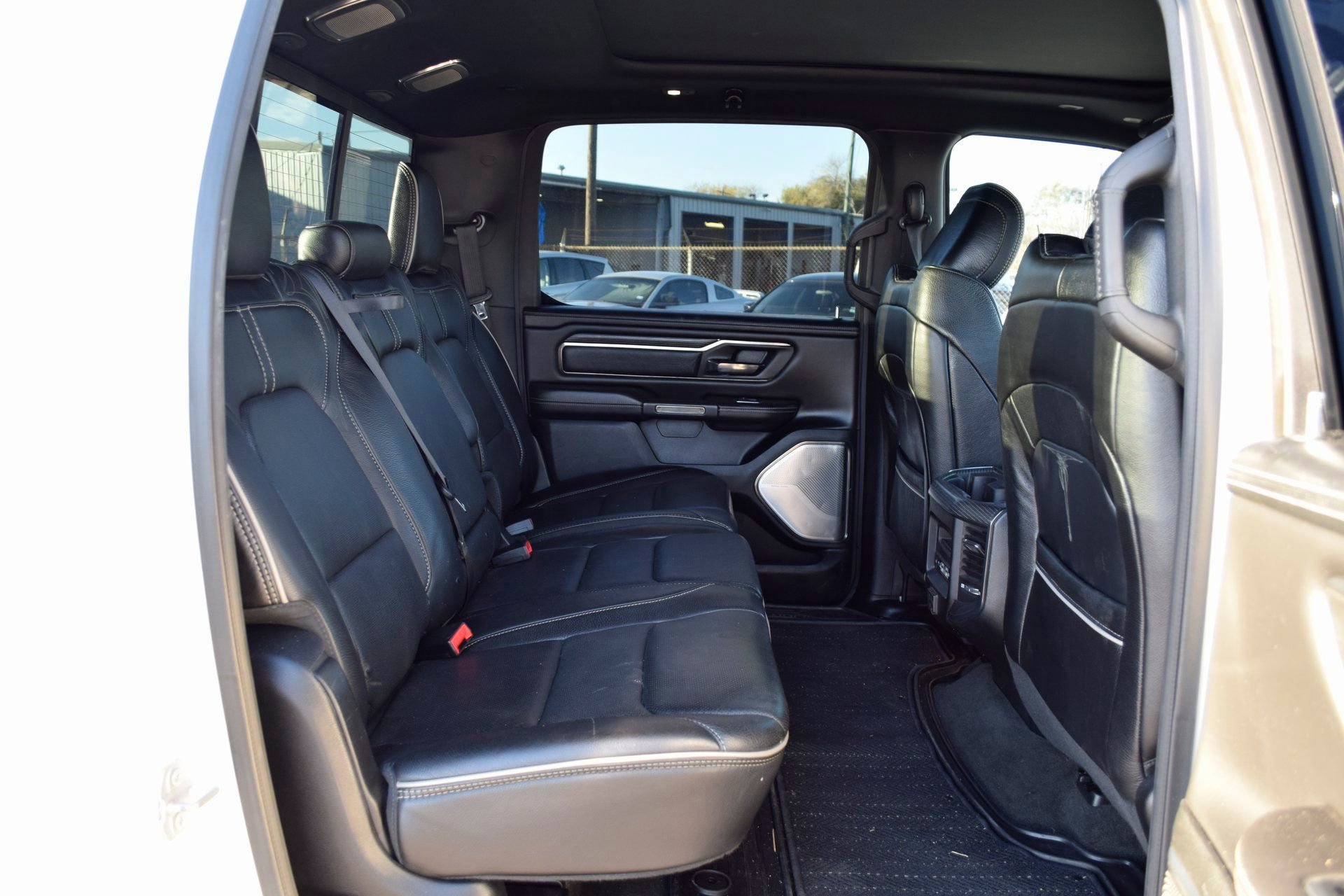Used 2019 RAM 1500 Limited image 23