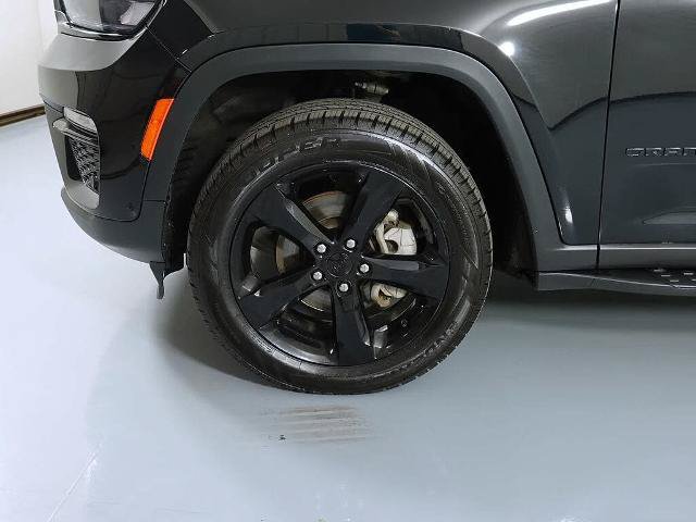 Used 2024 Jeep Grand Cherokee Limited w/ Luxury Tech Group II AWD/4WD image 9