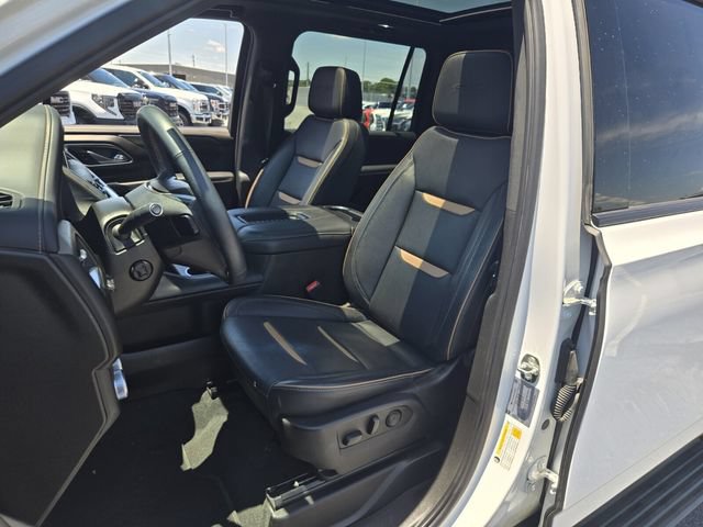 Used 2023 GMC Yukon XL AT4 AWD/4WD image 10