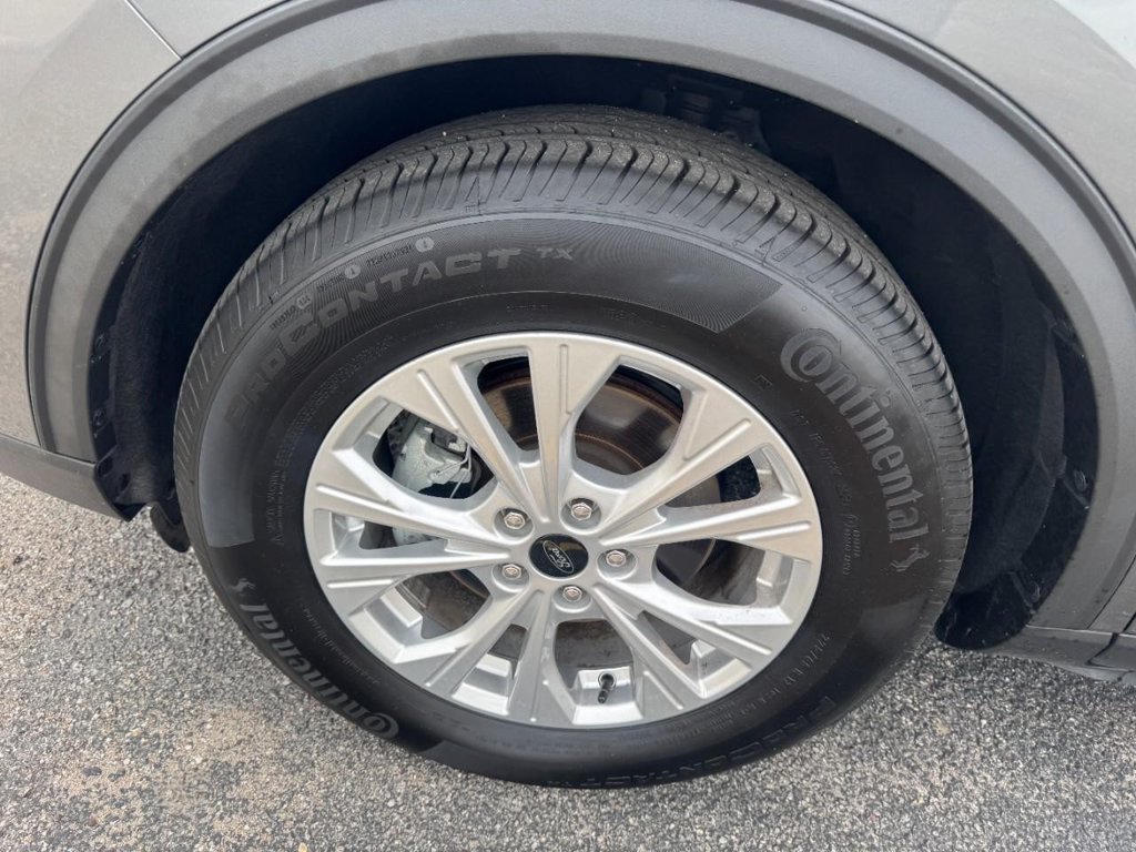 Certified 2023 Ford Escape Active AWD/4WD image 9