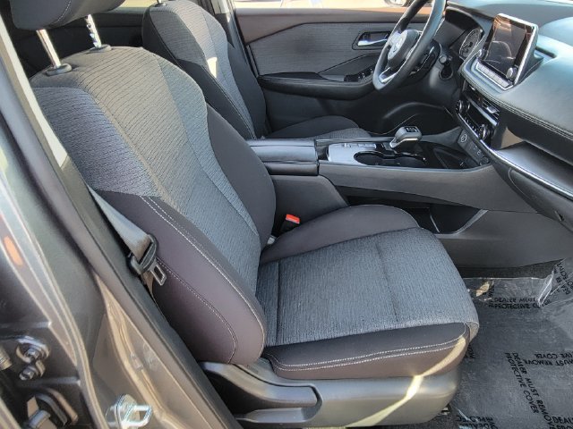 Used 2023 Nissan Rogue SV FWD image 19