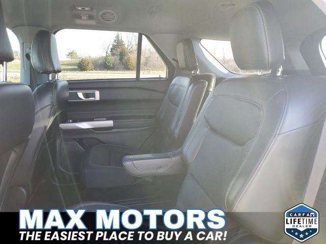 Certified 2023 Ford Explorer XLT w/ Equipment Group 202A image 17