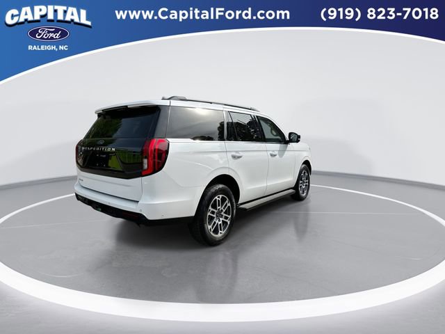 Certified 2025 Ford Expedition Active image 8