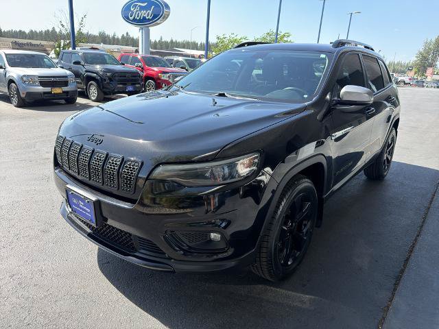 Used 2020 Jeep Cherokee Latitude Plus AWD/4WD image 3
