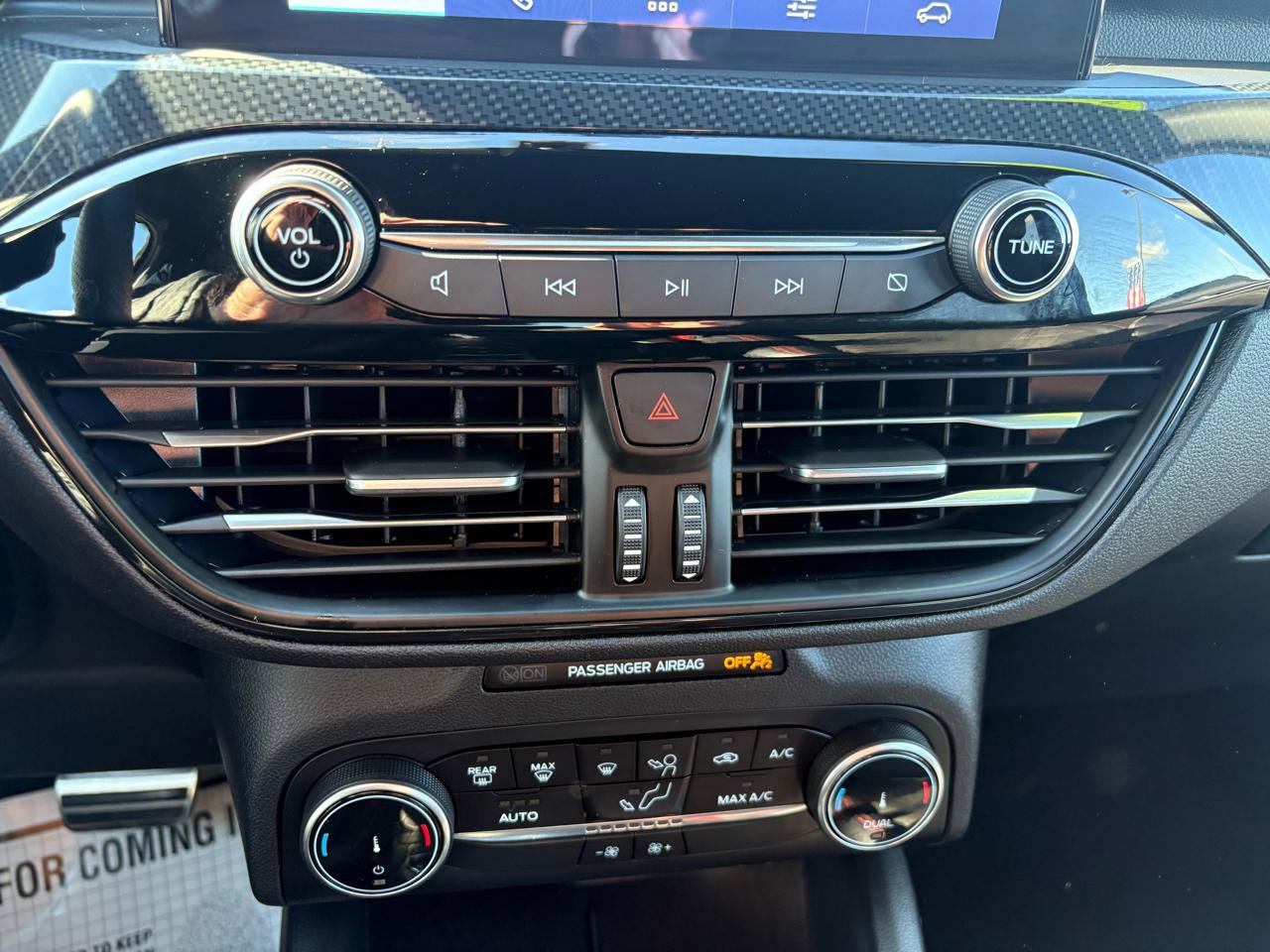 Certified 2024 Ford Escape ST-Line image 25