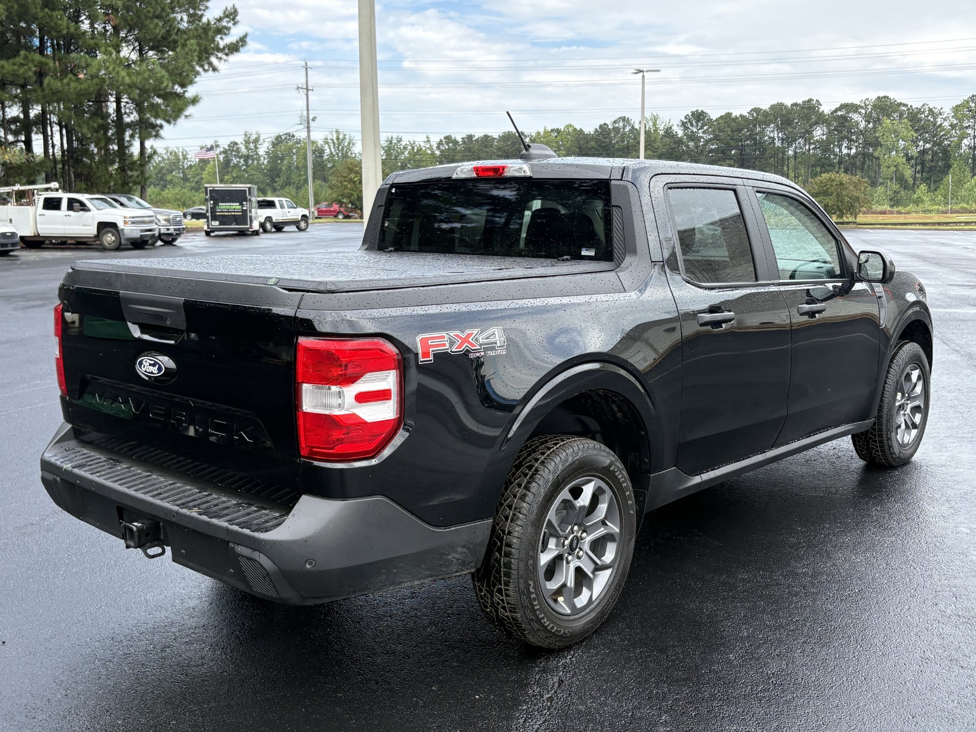 Certified 2025 Ford Maverick XLT w/ XLT Luxury Package AWD/4WD image 22