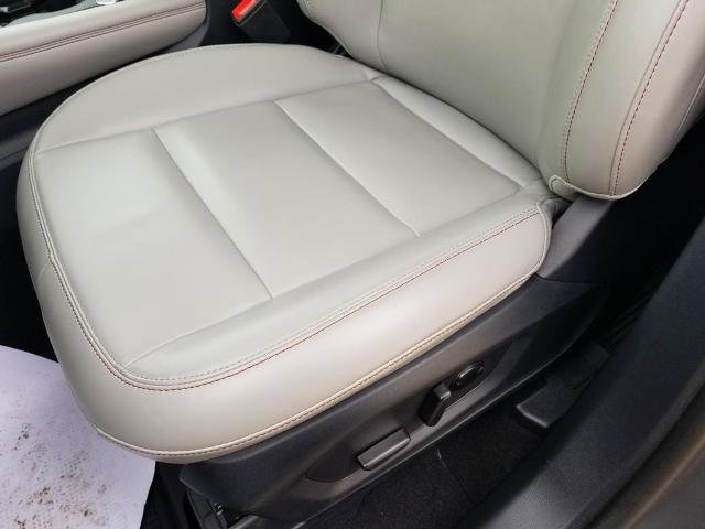 Certified 2025 Ford Explorer Active w/ Active Comfort Package AWD/4WD image 14