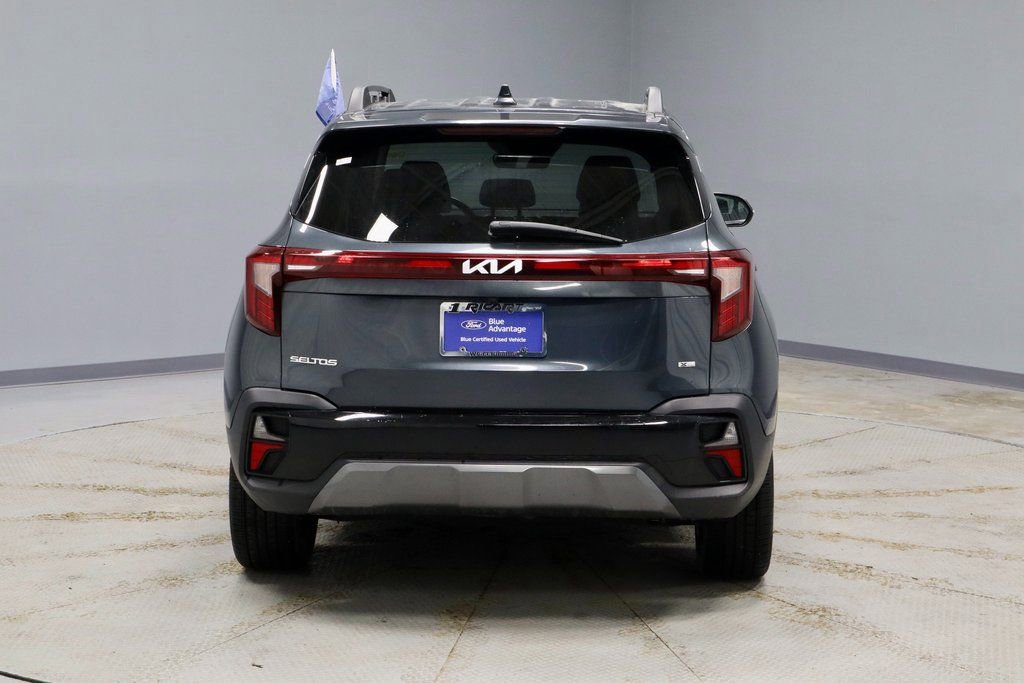 Used 2024 Kia Seltos X-Line image 4