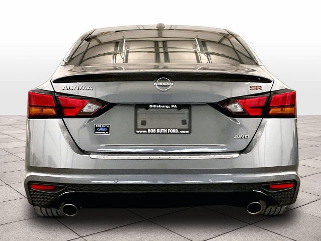 Used 2023 Nissan Altima 2.5 SR w/ SR Premium Package AWD/4WD image 4