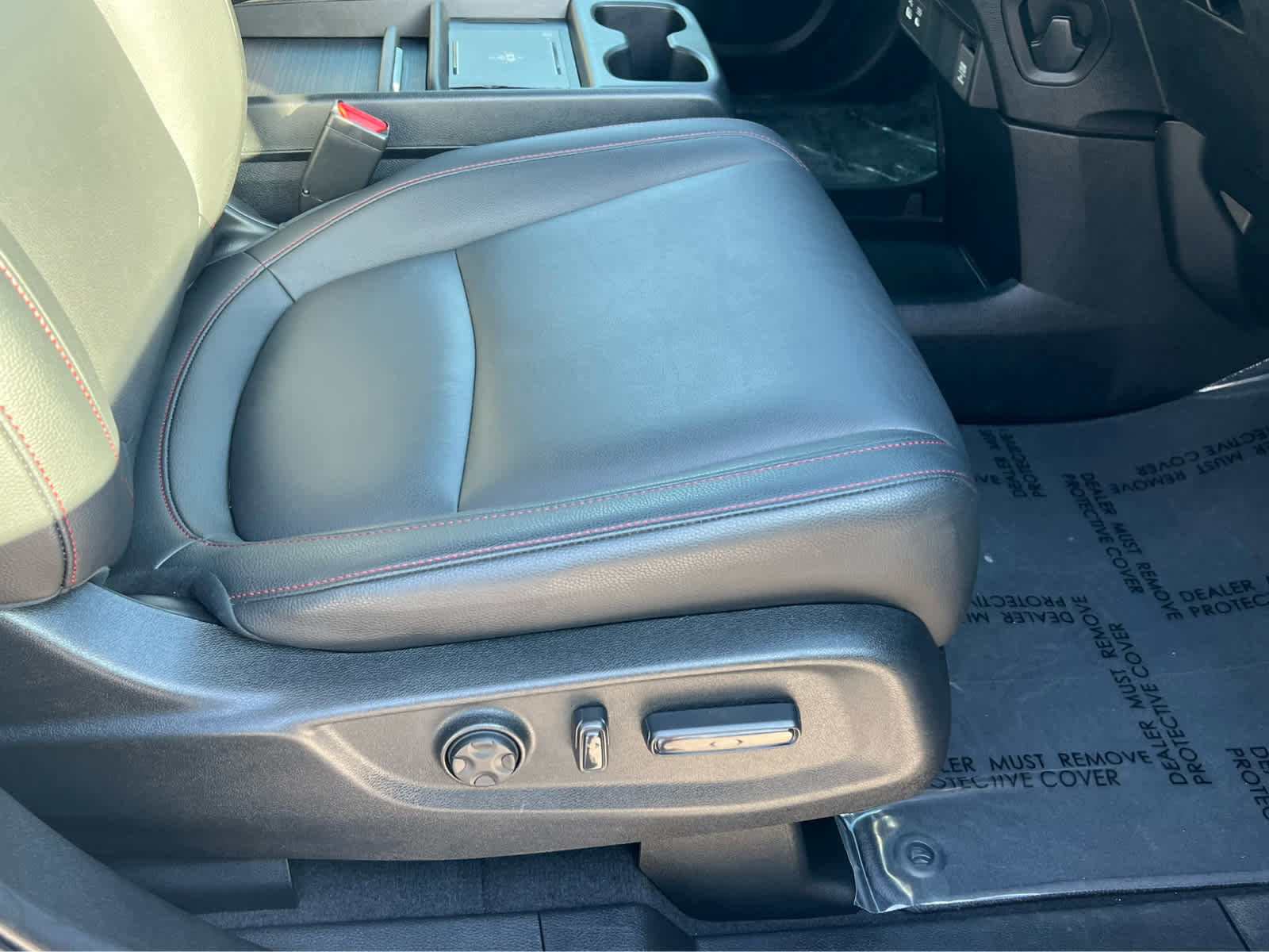 Used 2025 Honda Odyssey Sport-L image 19